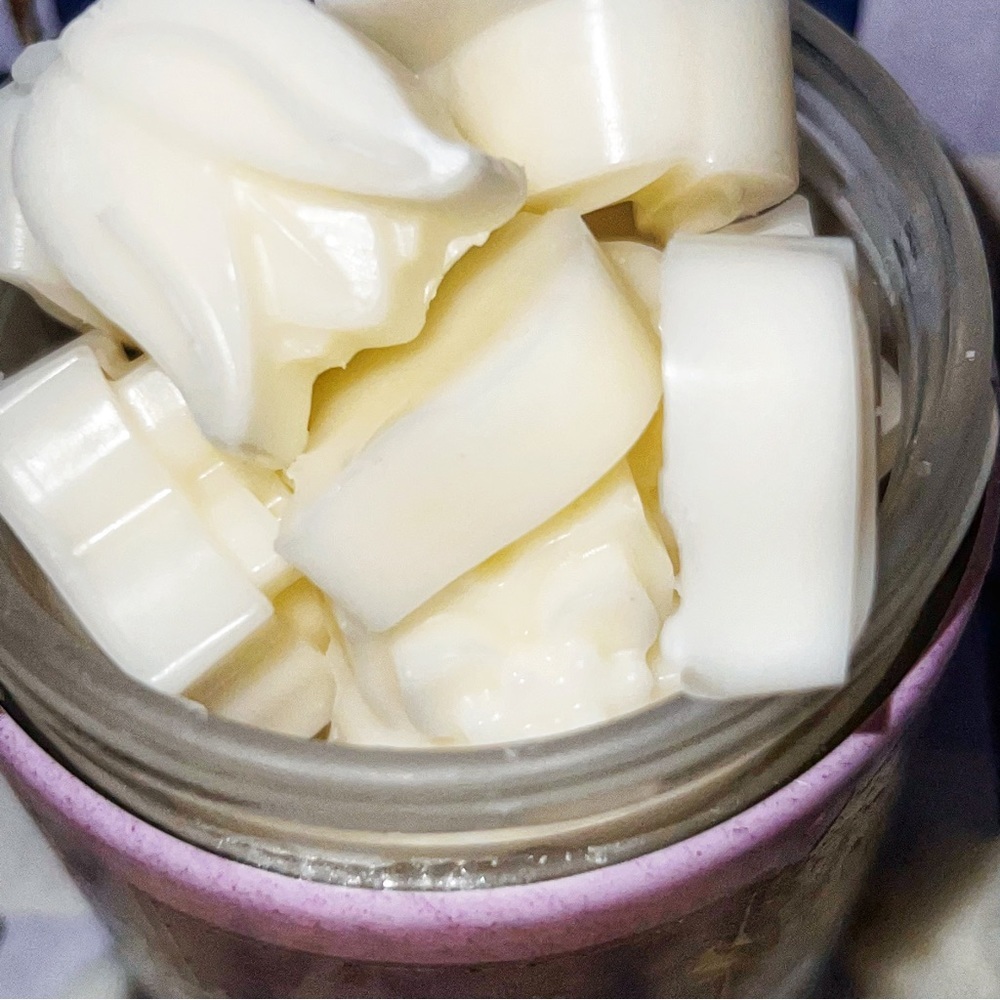 Bath and body works Champagne Toast Candle Wax Melts - Picture 2 of 3
